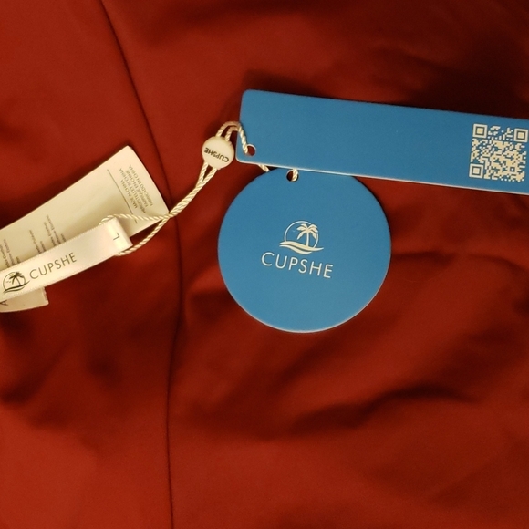 Cupshe Precious Burgundy Front Cross Halter One Piece Swimsuit Size L - Picture 5 of 5